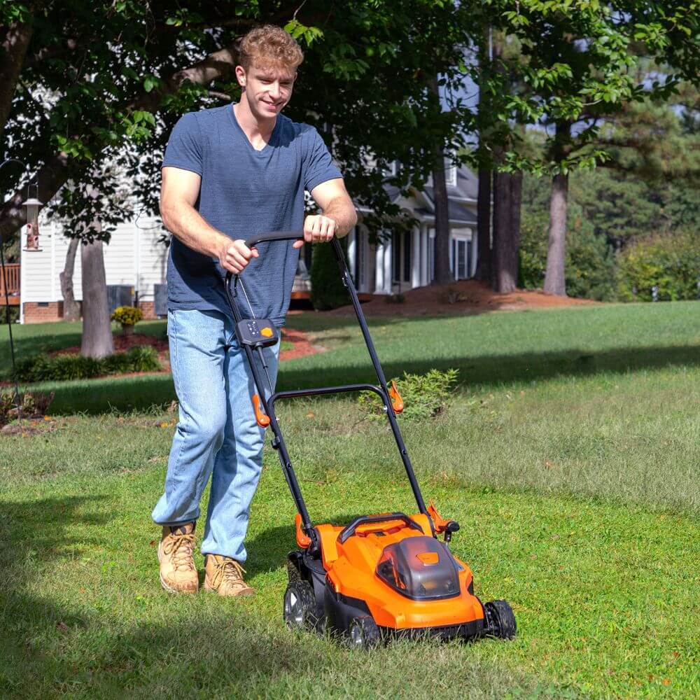 BUYDIG's tweet photo. Lighter, quieter, and easily recharged in an industry-leading 120 minutes, see how ditching dated gas engines can save you money and peace of mind.

https://t.co/DMI7DhzuTJ

#lawnmower #mowthelawn #dadwork https://t.co/3FzJKwh1aa