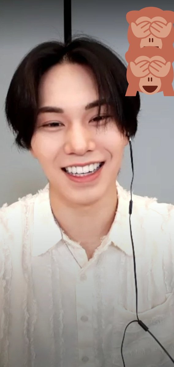 min_dimplewtwb's tweet photo. 20220518 Apple Music Fansign

the most beautiful smile ever 🥺 https://t.co/tpcg8oRlZU