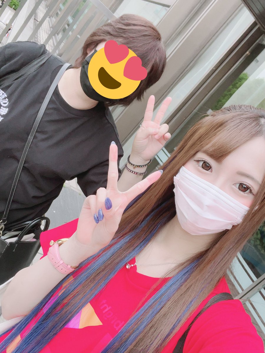 sss_achan's tweet photo. 🚩Novelbright×名古屋
今回のツアー最後の遠征
でした😭💙
今日もめちゃくちゃ楽しかったし
ラストで滝汗🤣🤣
毎回ジャンプし過ぎてしまいます笑
次はラストの武道館2days🥰
1ヶ月会えないけど頑張ります😭 https://t.co/2Xo7c8RVzd