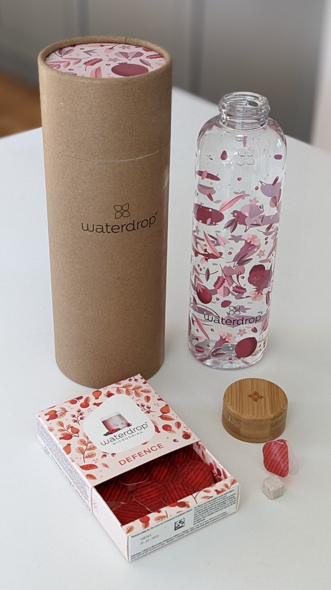 ReviewStudioUK1's tweet photo. #ad #prsample Click here: https://t.co/LbmqelORwC to see how a bottle from @drink_waterdrop has revolutionised my water intake. #drinkmorewater #waterdropmoment #waterdrop #drinkwater #water #health #wellbeing #motivation #healthbenefits #microdrink #healthandwellness #Bottle https://t.co/OdGalXGNcm