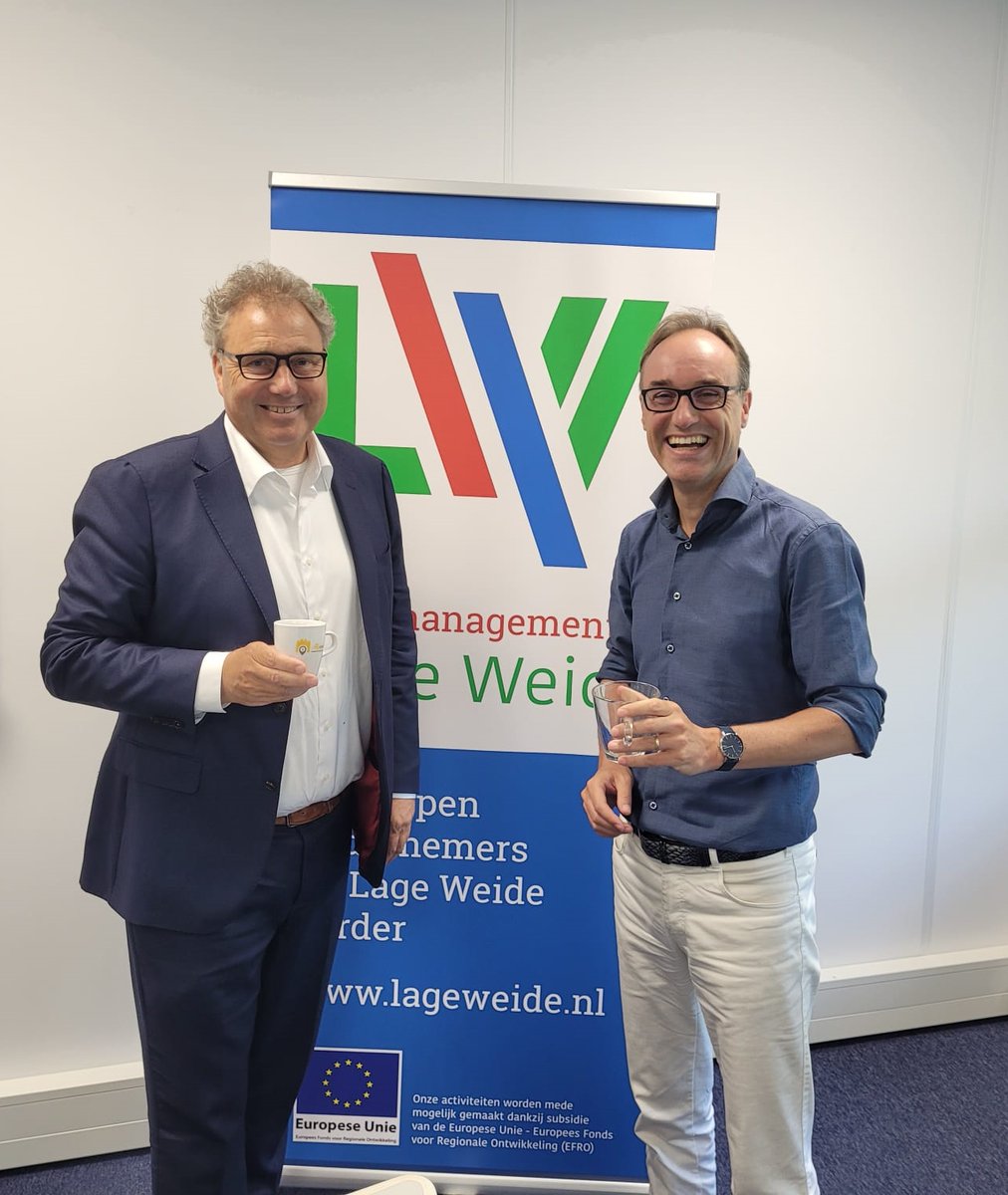 LageWeideILW's tweet photo. Opbrengst directieoverleg @ECUB_NL en Parkmanagement Lage Weide: samen aan de slag voor Green Deal Lage Weide, binnenkort meer!
#LageWeide #ECUB
@Bert_Strijker en @roelandtameling https://t.co/KFR3uAhzxz
