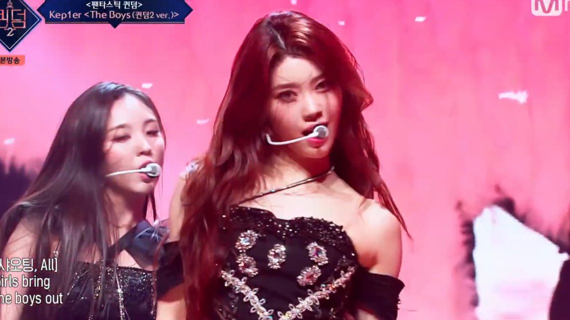 GirlgroupsBR's tweet photo. BRING THE BOYS OUT! KEP1ER da início ao novo round do #QUEENDOM2 com uma performance espetacular do hit 'The Boys' do SNSD, as meninas trouxeram um conceito dark poderoso e serviram muito nesse round. https://t.co/W2K9fnGKoI