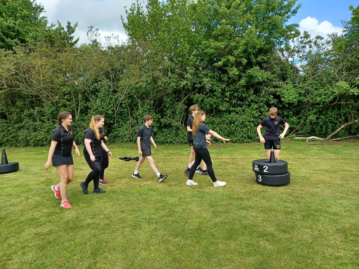 jpmoise1's tweet photo. Yr10 Prefect Training and selection Day with the Army. Lots of great teamwork and leadership going on. https://t.co/nKMc4SkU39