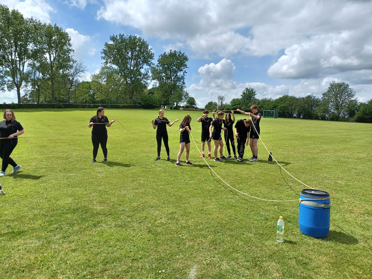 jpmoise1's tweet photo. Yr10 Prefect Training and selection Day with the Army. Lots of great teamwork and leadership going on. https://t.co/nKMc4SkU39