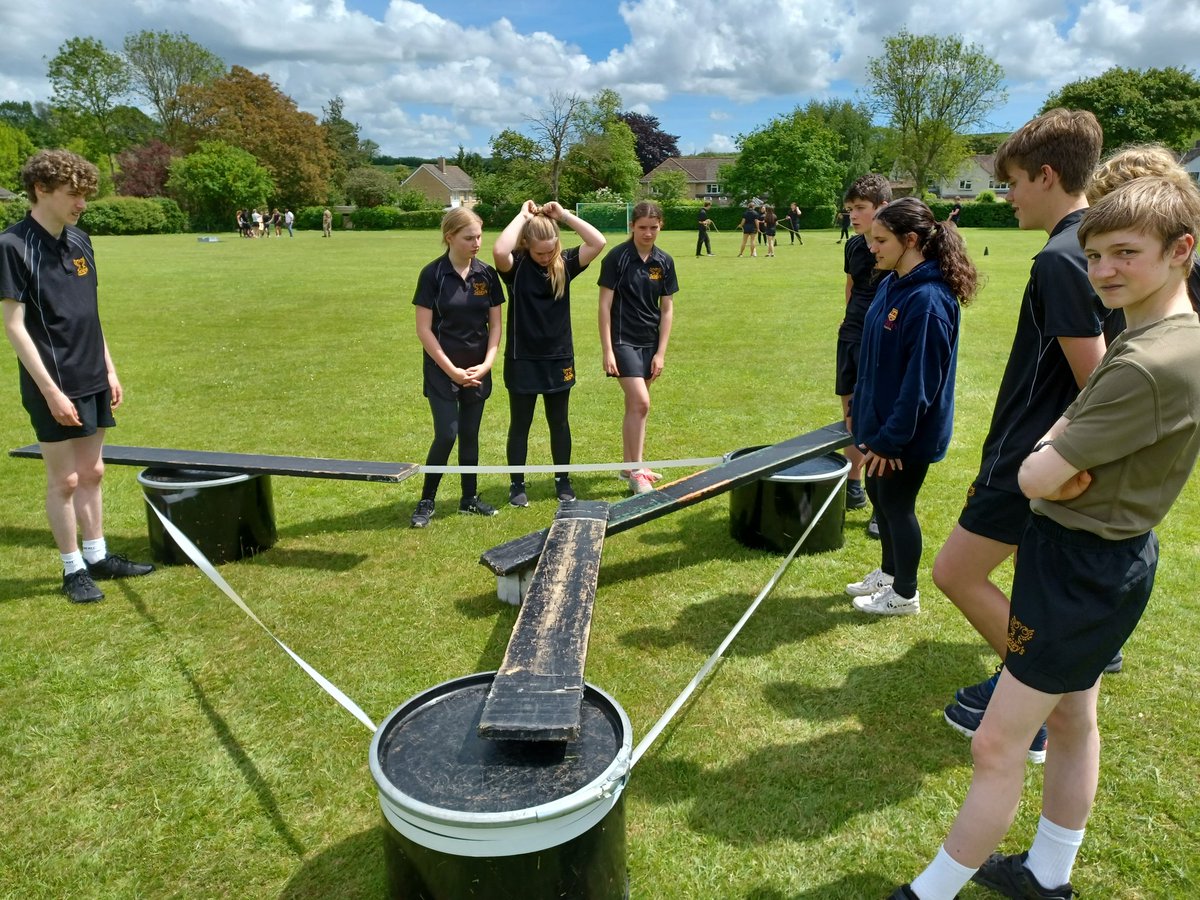 jpmoise1's tweet photo. Yr10 Prefect Training and selection Day with the Army. Lots of great teamwork and leadership going on. https://t.co/nKMc4SkU39