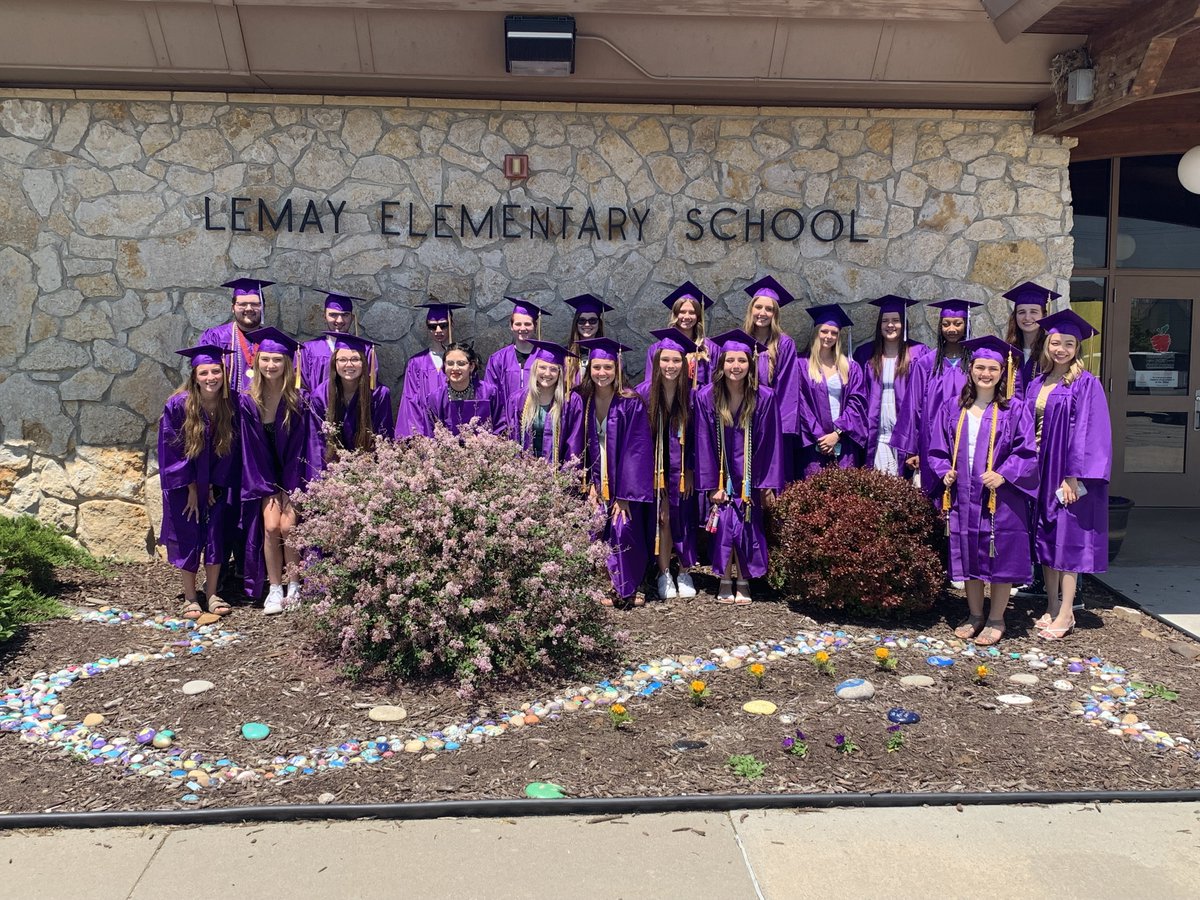 It was such a great pleasure welcoming some of our owls back for the senior walk. Congratulations on your upcoming graduation and best of luck in the future! <a href="/BellevueSchools/">Bellevue Public Schools</a>