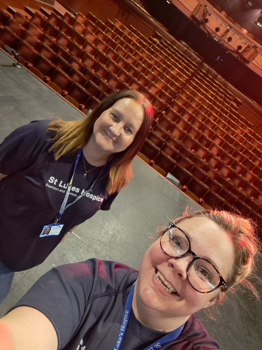 Me and <a href="/daisyjamesmax/">Jo Lucas</a> sooooo excited for 'Sing for St Lukes' at <a href="/TowngateTheatre/">Towngate Theatre</a> 💙💛 <a href="/StLukesHospiceB/">St. Luke's Hospice (Basildon & District)</a>