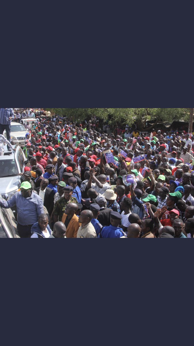 AzakiiAhmed's tweet photo. Baba is on working trip while our deputy president @MarthaKarua is shaking the mountain.
Our mother will give heart attack to mwizi wa Sugoi 😂😂😂
#BabaNaMama #Azimio4OneNation #BabaThe5th #Azimio4OneNation 
@RailaOdinga @makaumutua @TheODMparty @JunetMohamed https://t.co/OsqPWnQZHH
