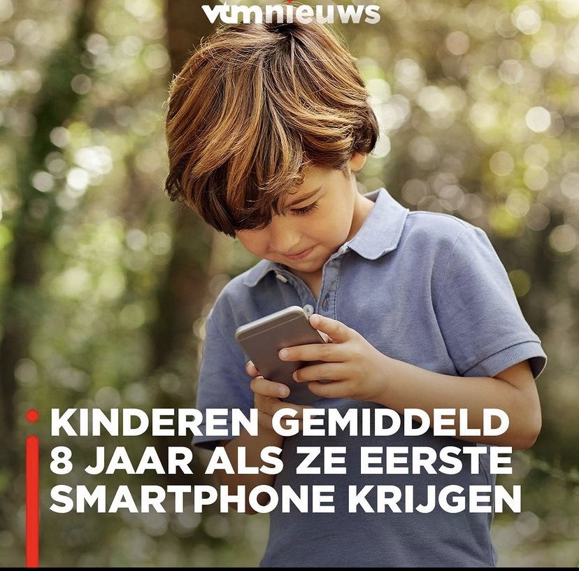 Excuseer?
Toen ik 8 was speelde ik met playmobil en deed ik of ik les gaf aan me knuffels ajb😭