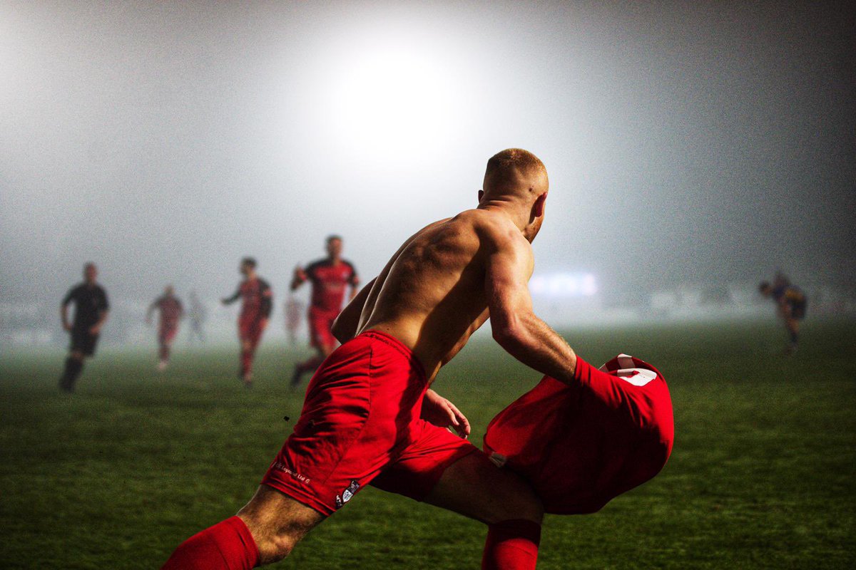 Jake Thompson tweet media