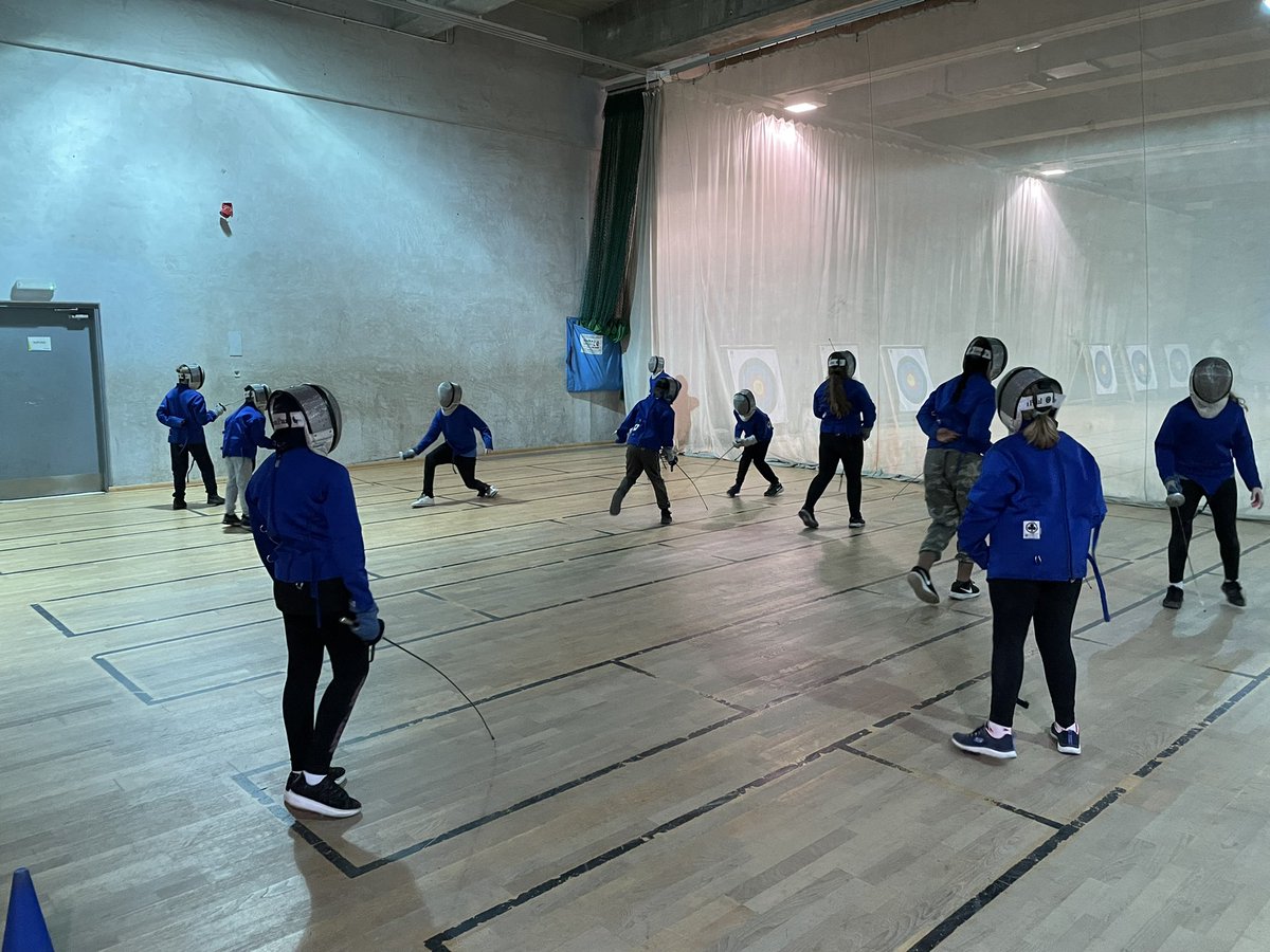 MVPFoxes's tweet photo. Fencing this morning! En’ Garde!!! https://t.co/UinPdeGYTa