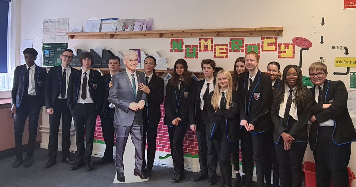 Today, 13 of my old form received their platinum status and I honestly could not be prouder. I'm happy that I got to tell them this morning and congratulate them on all their hard work. Well done superstars. 👏 
#ourbestalways #burtonborough <a href="/aqualate_bbs/">BBSAqualate</a> <a href="/BurtonBorough/">BBS</a>