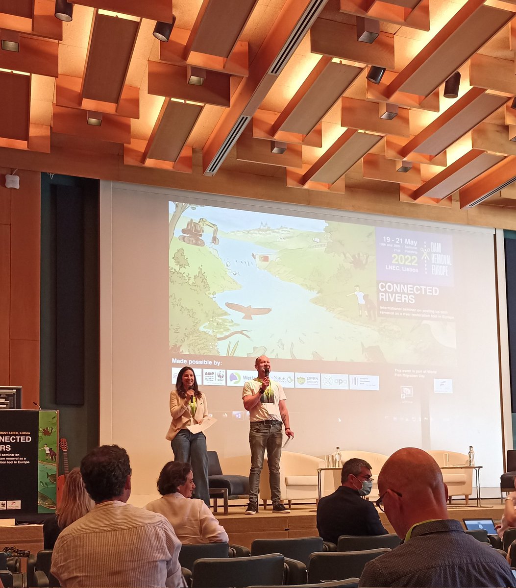 AMPMascarenhas's tweet photo. Is so important to take action and remove those damn dams, specially in Portugal.
Dam removal seminar in LNEC, Lisbon!
#damremoval
#connectedrivers
#worldfishmigration
@DamRemovalEU https://t.co/vnTR30dx4s