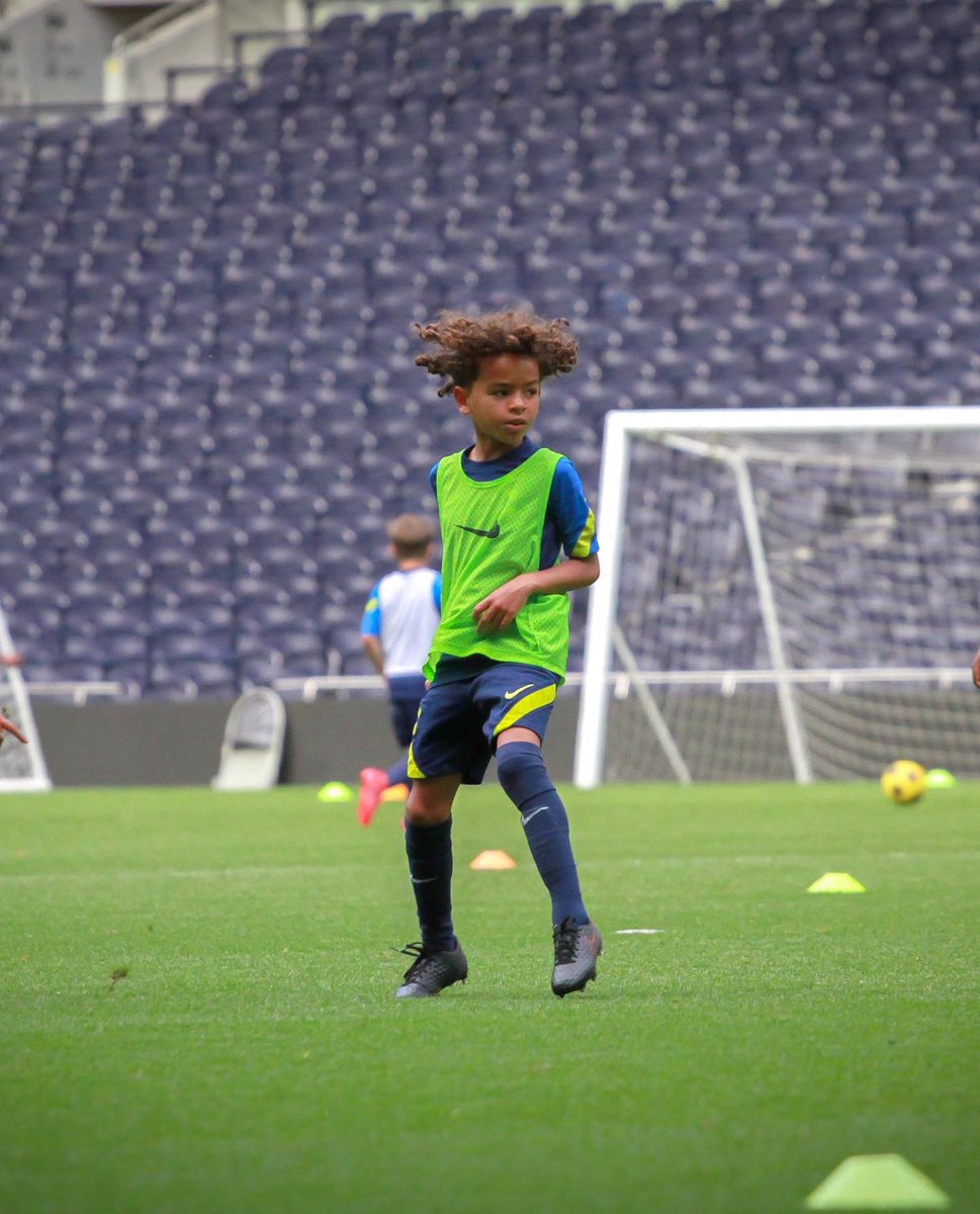 Finishing 21/22 Season with training under the lights at the Stadium and being watch by Skipp. #ProjectCarter