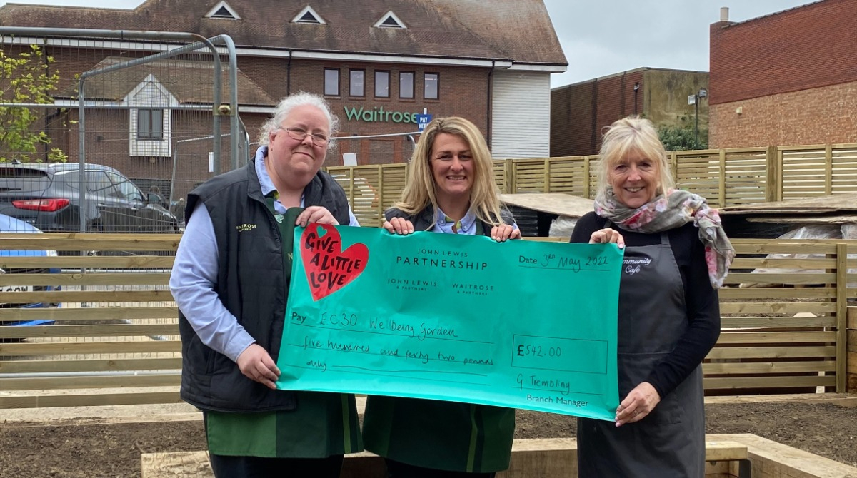 A huge thank you to Debbie and the team @Waitrose Tenterden for their continued support for our community and donation to our newly opened Health and Wellbeing Centre gardens @EC30_Tenterden. Enjoy our new outside space, have a coffee and shop at our #charity shop.