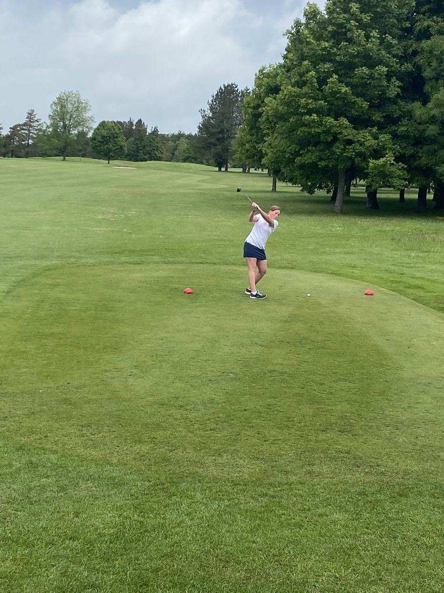 IanVibertgolf's tweet photo. Great tee shots by @MillfieldPrep pupils Toby, Carlota and Ffion @iapsuk golf @MinchGolfClub . The Under 11 team of Tate, Alexander and Jack are ready to go @MPS_Sport #schoolcomp https://t.co/lnXTd4c3Qz