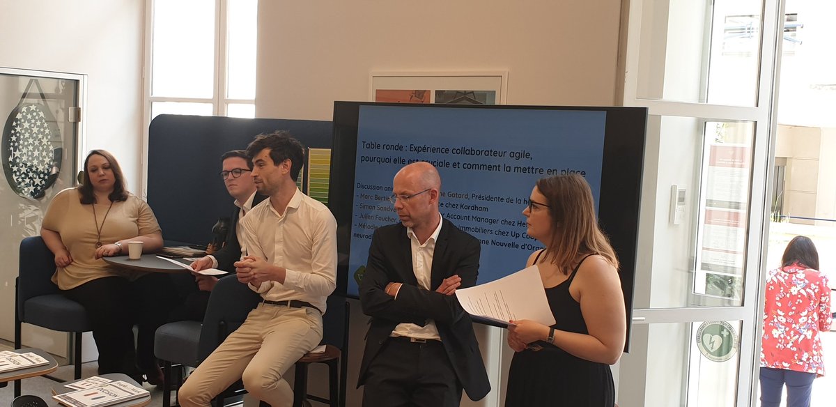 Artify_fr's tweet photo. [HappyTech Summit 2022] 
Place à la 1ère table ronde sur l'expérience collaborateurs agile avec @Groupe_Kardham @UpCoop
@HermanMiller @HappyTechFrance

#QVT #tech #innovation #happytech https://t.co/9jBcENv0IO
