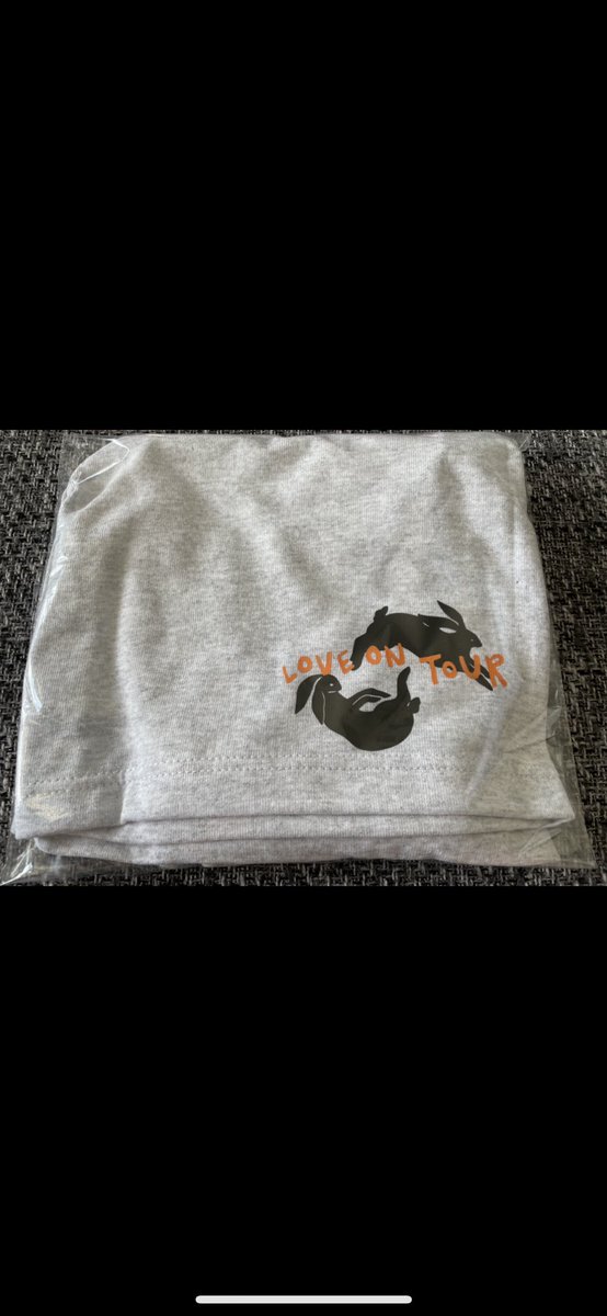 hoodio6's tweet photo. Personalised comfy shorts
#shorts #grey #personalised #loveontour #music #timetogetpersonal #hoodio https://t.co/pCZl7jiXEq