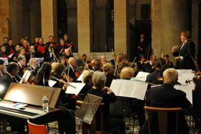 iMIND_Lyon's tweet photo. Il n'est pas trop tard pour réserver votre place pour le concert de l'Orchestre Symphonique de Lyon ce samedi soir ! Organisé par @RCLyonCaluire au profit des jeunes adultes #autistes @ChVinatier et d'autres en situation familiale difficile. Billets 👉 https://t.co/ADifxVe9qA https://t.co/8u2zdEcFv2