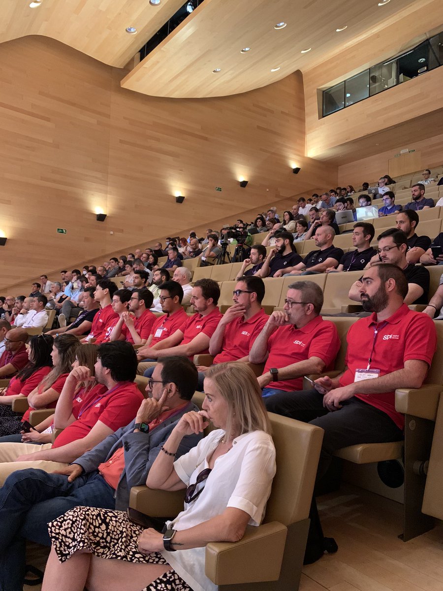 somos_sdi's tweet photo. Mañana intensa la que estamos viviendo en Riojaforum con la inauguración de las XV Jornadas Odoo 🔝 y la mesa redonda “Transformación digital para las pymes” Gracias a todos por participar

#JornadasOoo @aeodoo https://t.co/3PK7n7edwV