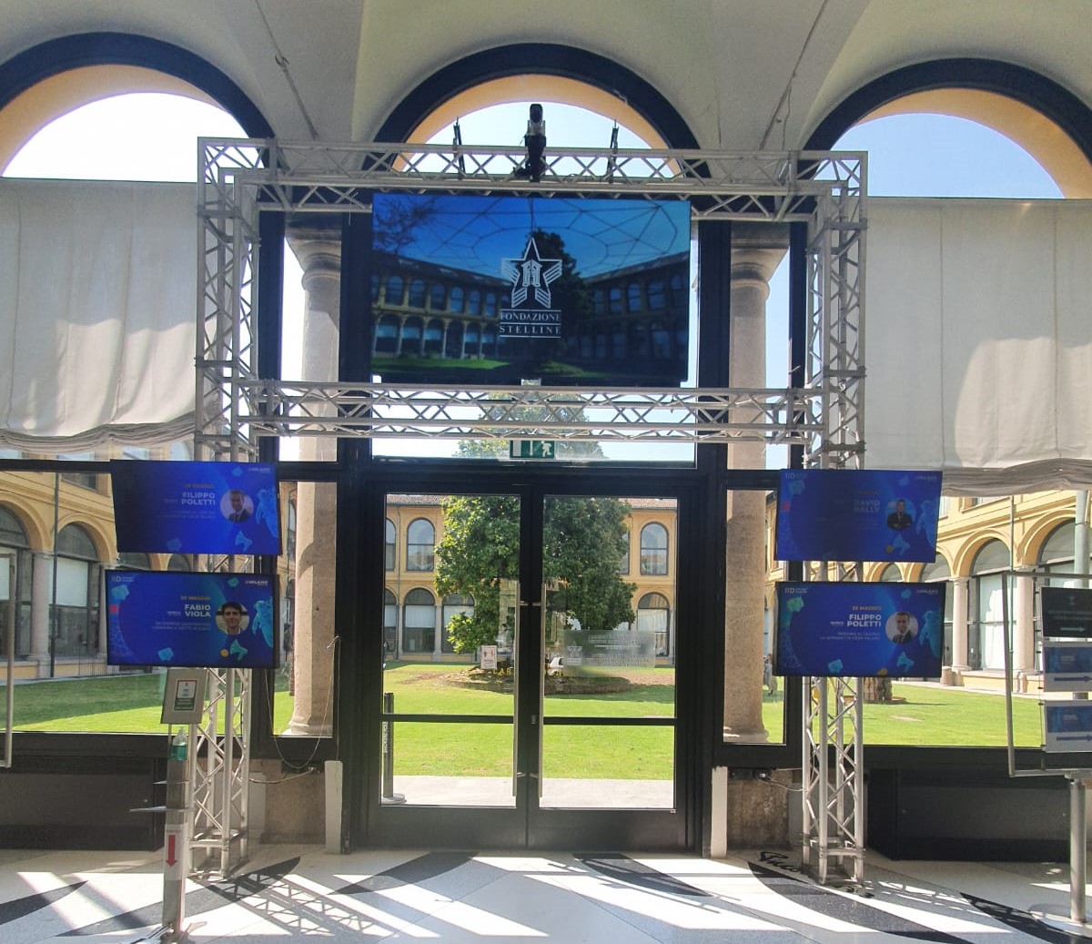 Cultur_e's tweet photo. Presenti al primo giorno degli #IID2022, per approfondire il ruolo del #DigitalWorkplace in una location connessa alla comunicazione e alla progettualità. 
Come evolveranno le #Intranet nel prossimo futuro? https://t.co/vl4yY73jdL