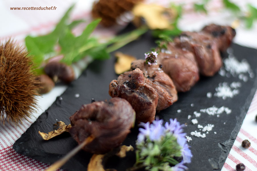 recetteduchef's tweet photo. Le #sanglier, c'est bon mais pour certains un peu fort. Et pourquoi pas au #barbecue en brochettes marinées au vin blanc ? https://t.co/16ruGED4cT #chasse #BBQ #gibier #recipes #recipe #recette #recettes https://t.co/xZPjPESy5h