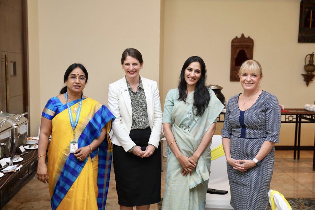 AusCGChennai's tweet photo. @KateQuirke4 is a leading role model for women in STEM in Australia. Don't miss the informative profile in April's @Qantas magazine where she speaks about encouraging #WomeninLeadership and #WomenInSTEM https://t.co/WMq0WJiLCV