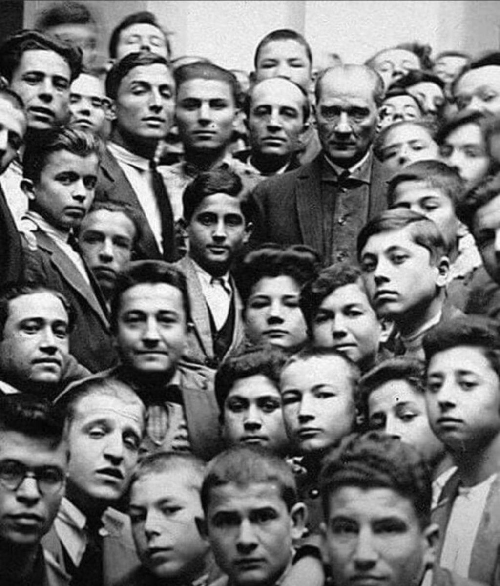 #19Mayıs Atatürk'ü Anma Gençlik ve Spor Bayramı'mız kutlu olsun. #BuBayramSenin