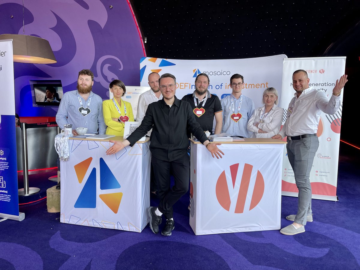 Our #Sapiency team couldn't miss this event!

The idea of tokenizing influencers is gaining momentum. It was a great pleasure for us to meet so many great people and show our project, which we strongly believe in! 
Thank you 🤩
You can also meet us today! 🙌 
#IloveMKT #IloveTECH