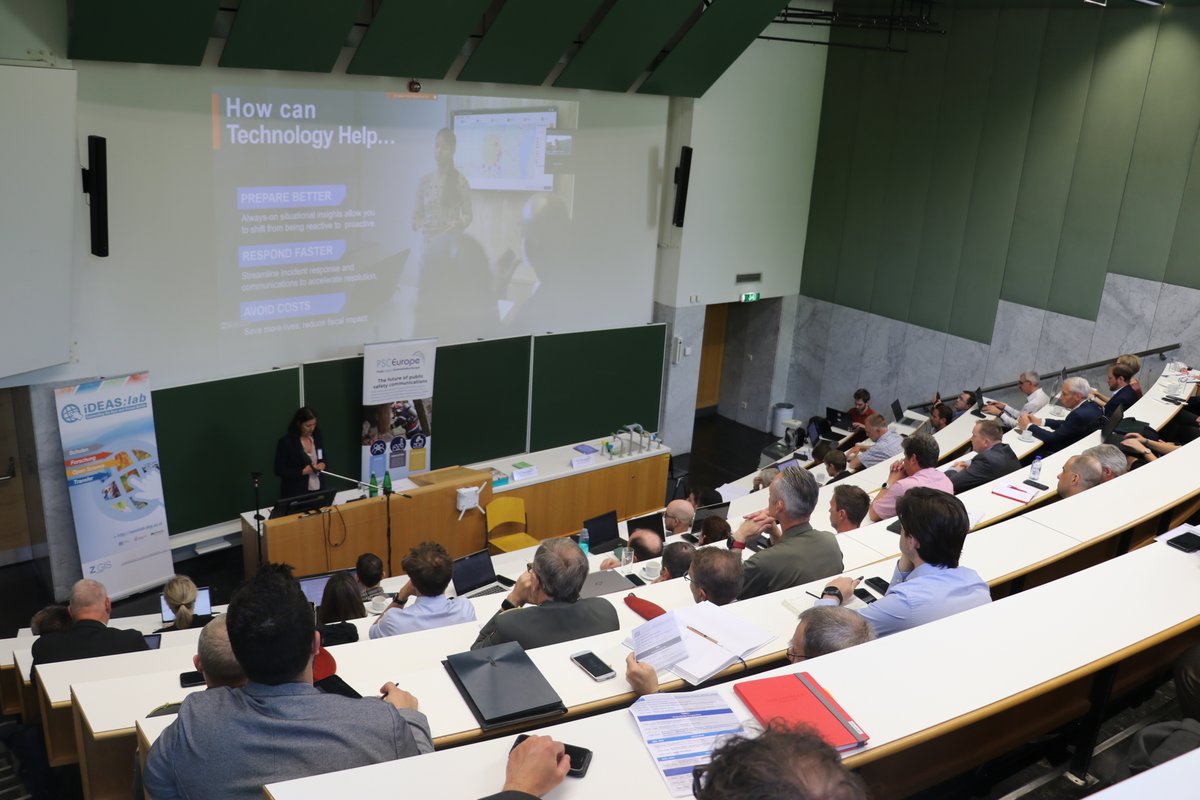 Last week, the PSCE #conference took place in Salzburg. Almost 150 participants from 17 countries discussed research in the field of #publicsafety. In addition to numerous lectures, there was also an extensive practical demonstration, including rescue helicopter &amp; tracking dog.