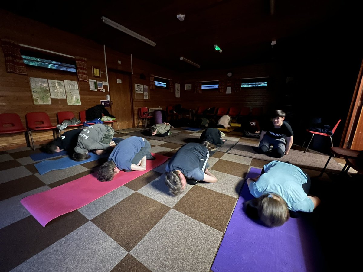 merseyweaver's tweet photo. With the exam season in full swing, Draco Explorers took the opportunity to relax, de-stress and try out some Outdoor Yoga last night as well as a game of Splat! π§ #365stepsofwellbeing https://t.co/9KVcHjzDAI