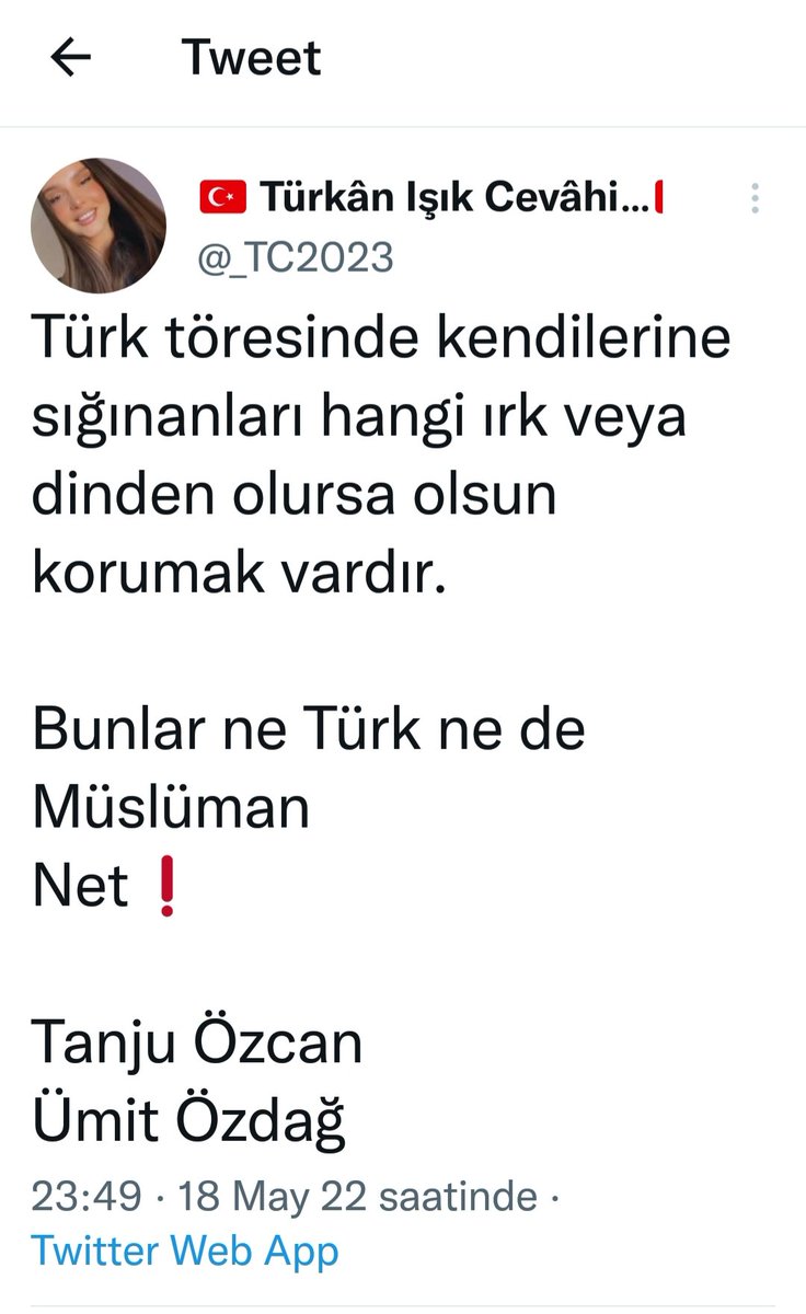 Hakanan31329311's tweet photo. En kötüsü  ne biliyormusuz bir ırkın  bayrağını dilini devletini kullanarak o ırka  devlete bayrağa  ihanet etmektir işte bu ne olduğu  belli olmayan kadında bunu yapıyor tam olarak  işte bu yüzden "tanju özcan" TÜRK milleti olarak sahip çıkalım hainlere inat https://t.co/85qnwufMMN