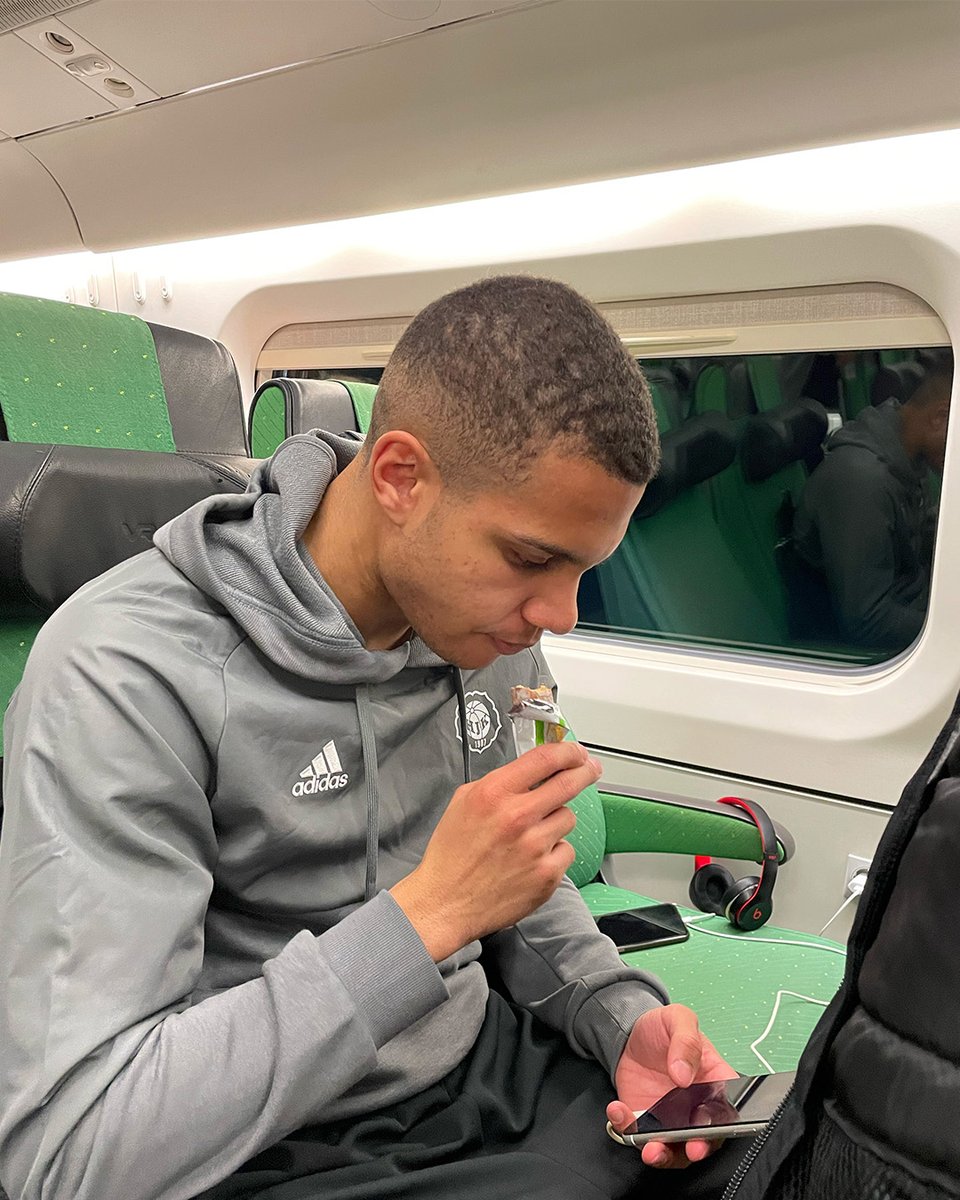 hjkhelsinki's tweet photo. HJK:n ja Hamatan yhteistyö jatkuu ⚽️
Niklas Virtanen: ”Huippu-urheilijan arjessa mennään monesti aika nollasta sataan.”
Lue lisää HJK:n käyttämistä lisäravinteista: 👉🏻 https://t.co/rqB4Ba8IyG
#HJK #Veikkausliiga #Hamata https://t.co/LcINMoYj1l