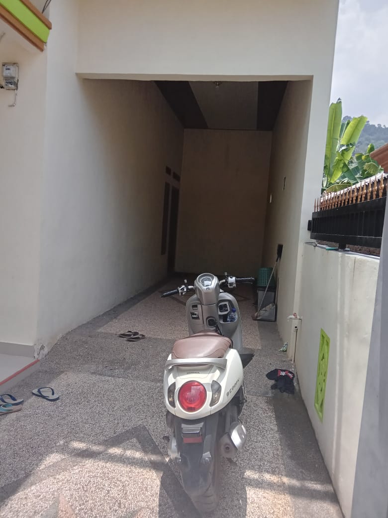 anas_ang's tweet photo. Yang minat View Gunung Dan Laut serasa Villa , monggo kisanak https://t.co/Eka78mpI7q