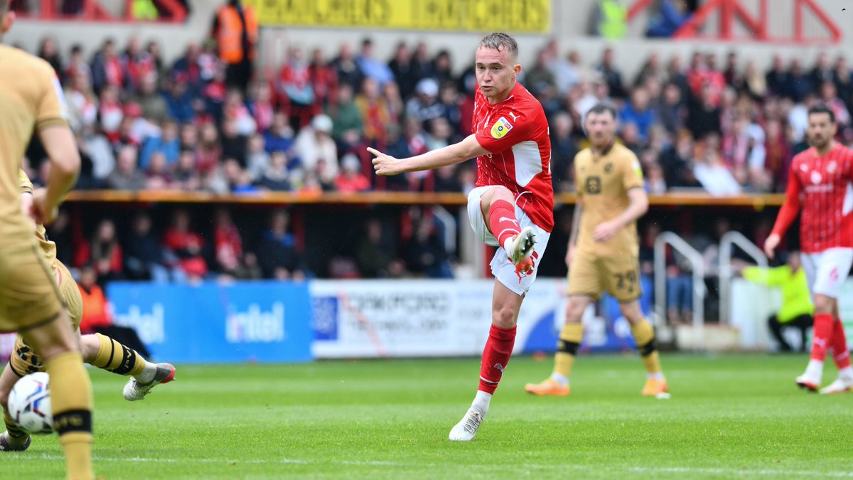 Official_STFC's tweet photo. Time to go do what we do best 💥

#STFC 🔴⚪️ https://t.co/Ol8vugWWZM