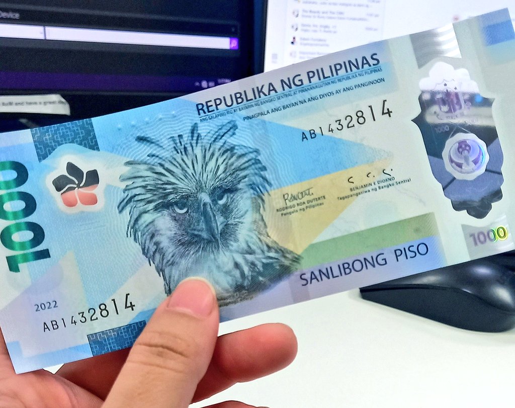 ilysb_self's tweet photo. @shihtzuyam @honey_galvez22 Wala pa po 🙂 1k pa lang, here's mine ❤ https://t.co/sKe2b9ELp2