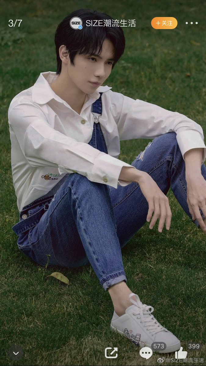 [SIZE潮流生活 Weibo] 220519 update

STUART WEITZMAN x Luo Yizhou

#罗一舟 #LuoYizhou #IXFORM #IXFORM罗一舟