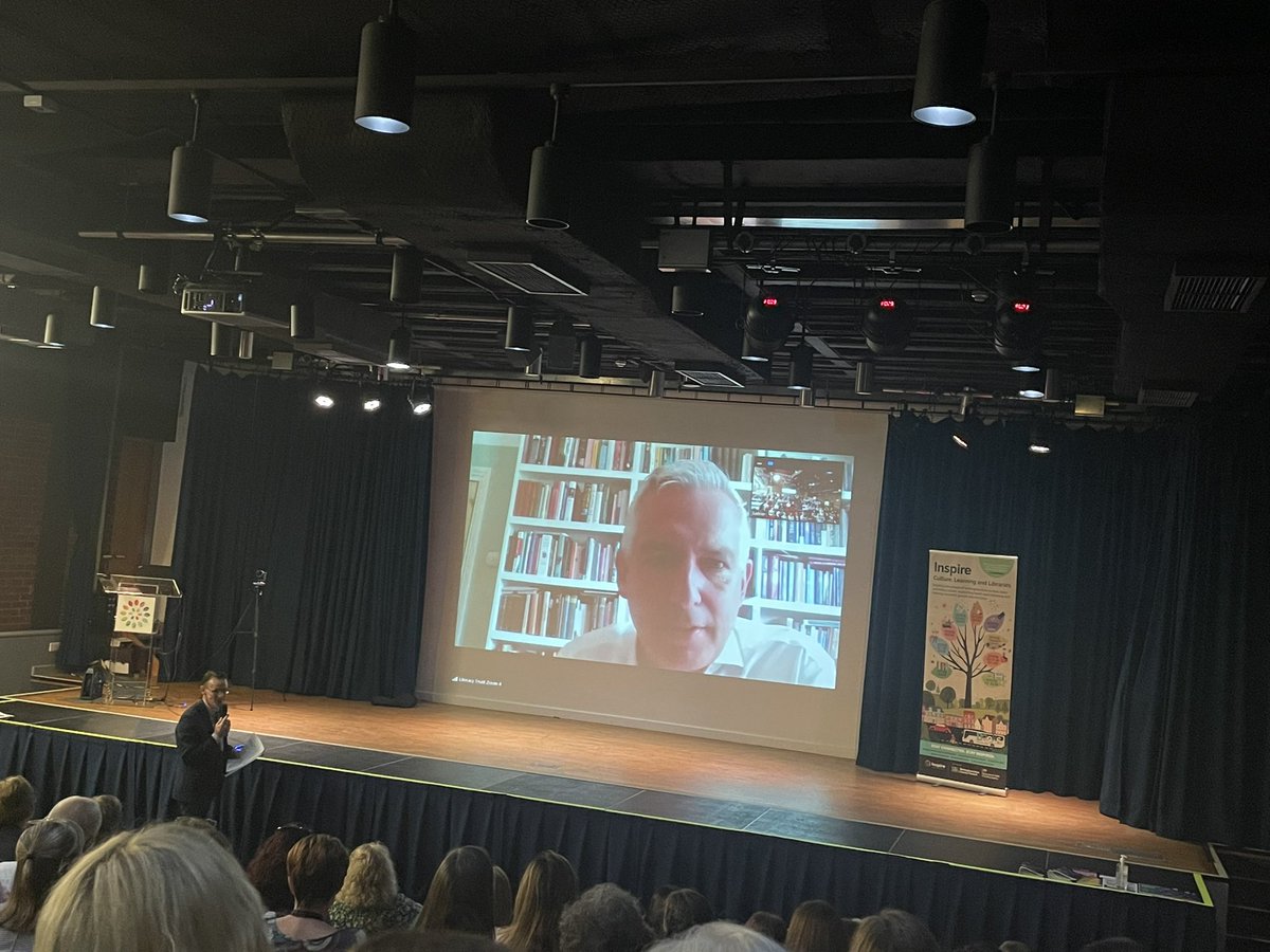 Inspire_sharon's tweet photo. @JDLiteracyTrust great session on literacy at our library conference @Literacy_Trust 👏 https://t.co/usfVTyLAyV