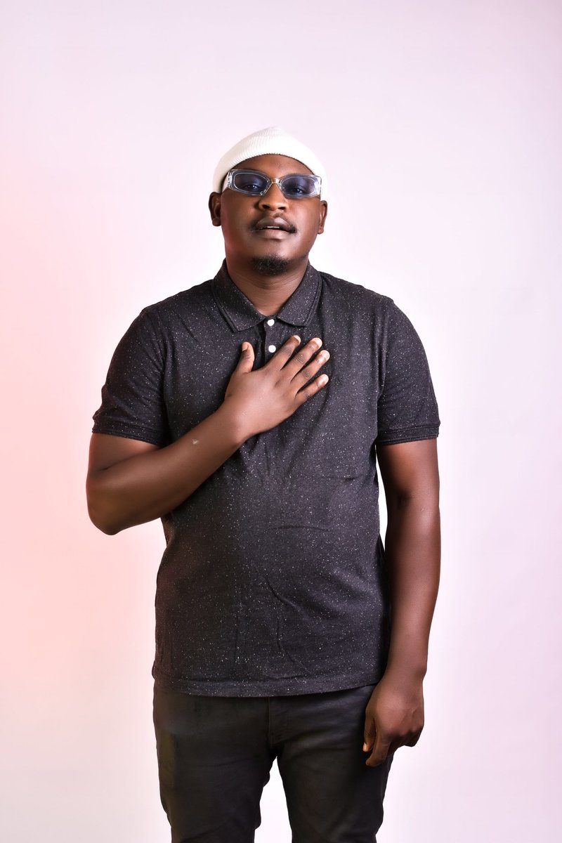 masterg015's tweet photo. Tomorrow we dropping a brand new show #FridayDriveMix https://t.co/ITaCfQmMRJ