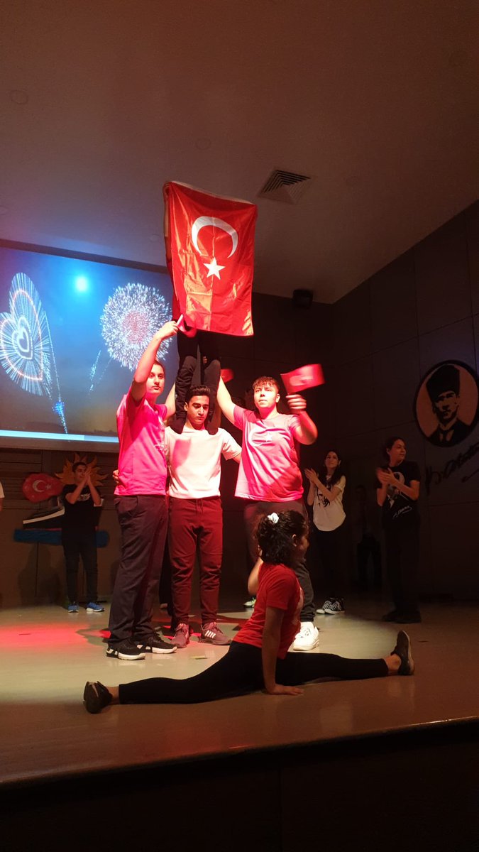 dogakolejibuca's tweet photo. İtü Eta Vakfı Doğa Koleji Buca Kampüsü öğrencilerimiz 19 Mayıs Atatürk’ü Anma,Gençlik ve Spor Bayramı'nı coşkuyla kutladılar.
Tüm öğretmen ve öğrencilerimize mutlu bayramlar dileriz! 🇹🇷🇹🇷🇹🇷
@KvancBarlas @ISILBLT @Melahatsengul1 https://t.co/7eCHalmUYa