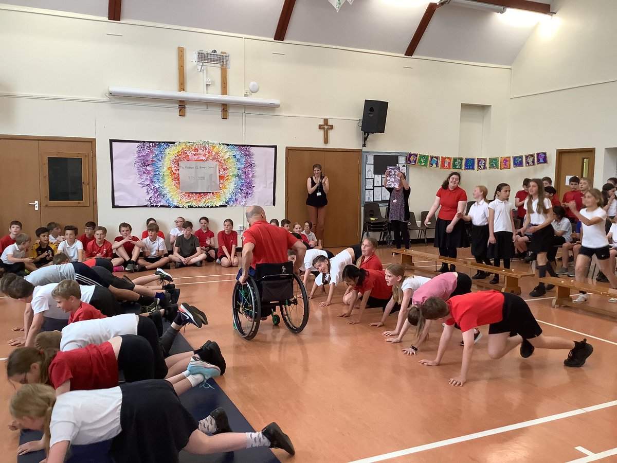 Miss Wakefield tweet media