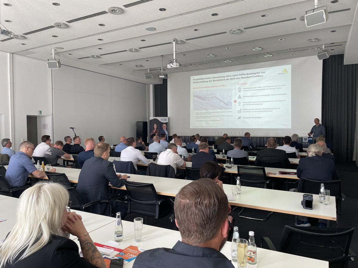 IHKCottbus's tweet photo. Riesiges Interesse an der Veranstaltung "Neubau #BahnwerkCB: Einbindung der mittelständ. regionalen Wirtschaft!" IHK & ca. 50 Unternehmen danken #DB & den Allianzpartnern #Rhomberg Bau GmbH, #Wayss & Freytag Ingenieurbau AG, #ARCADIS Germany GmbH, #LOGSOL GmbH für den Austausch! https://t.co/v4cW8uAOVw