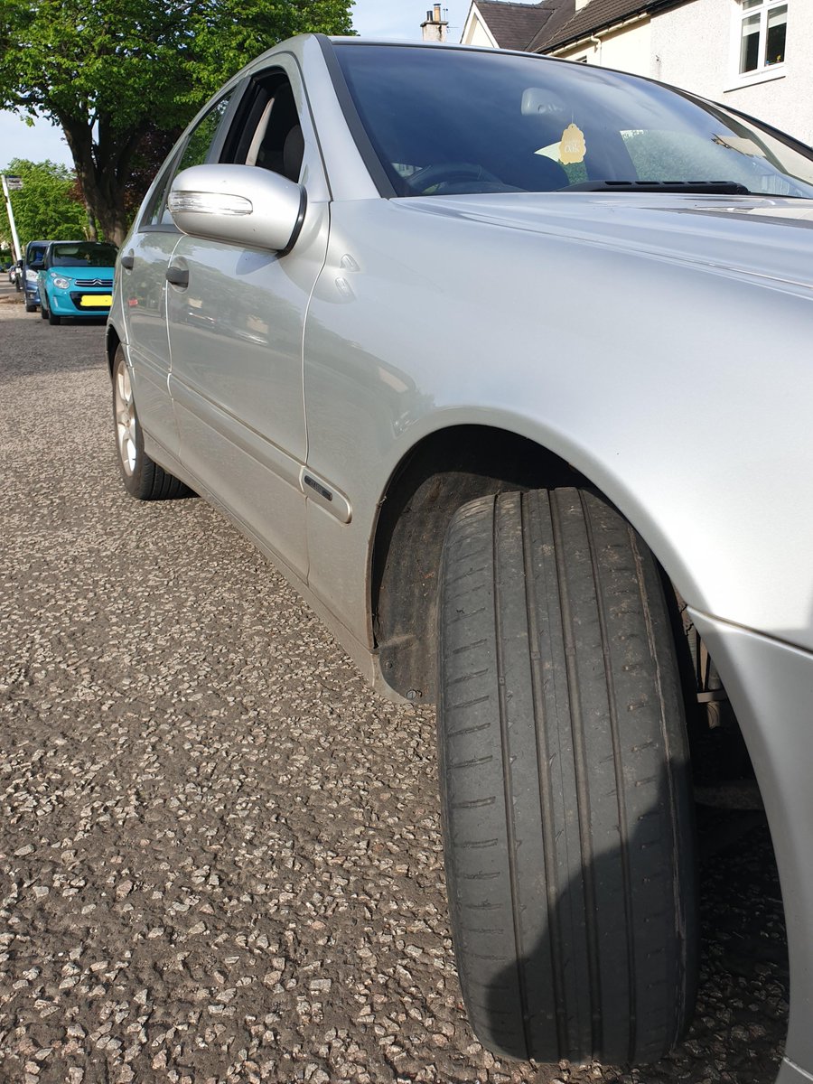 PSOSRoads's tweet photo. This school run mum really should have looked after her car and not endanger her and her kids. Dodgy tyre, exhaust scraping the ground and a total lack of insurance to boot! One more for the impound yard.
#GlobalRoadSafetyWeek
#SchoolSafe
#GlasgowTraffic
#RPGP2 https://t.co/HxtWAs9NCs
