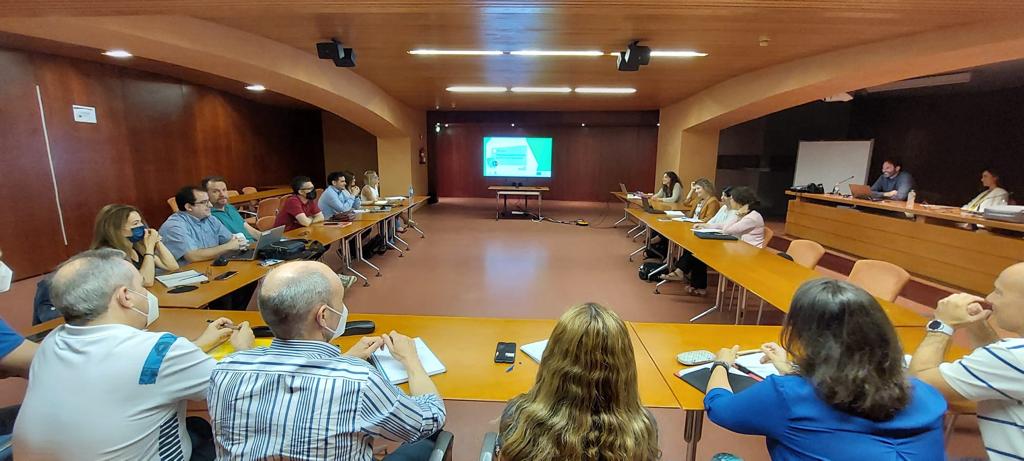 🟢#AndaluciadigitalizADA
Desde nuestra Unidad de Automatización Inteligente ponemos en marcha unas jornadas de trabajo dirigidas a  profesionales de <a href="/AndaluciaJunta/">Junta de Andalucía</a> para dar a conocer las oportunidades de la automatización de procesos en los servicios públicos digitales.