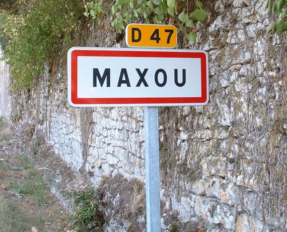 routezerosix's tweet photo. Ce nom vous évoque t'il quelque chose ?
#Maxou https://t.co/EAqqzjzXB1