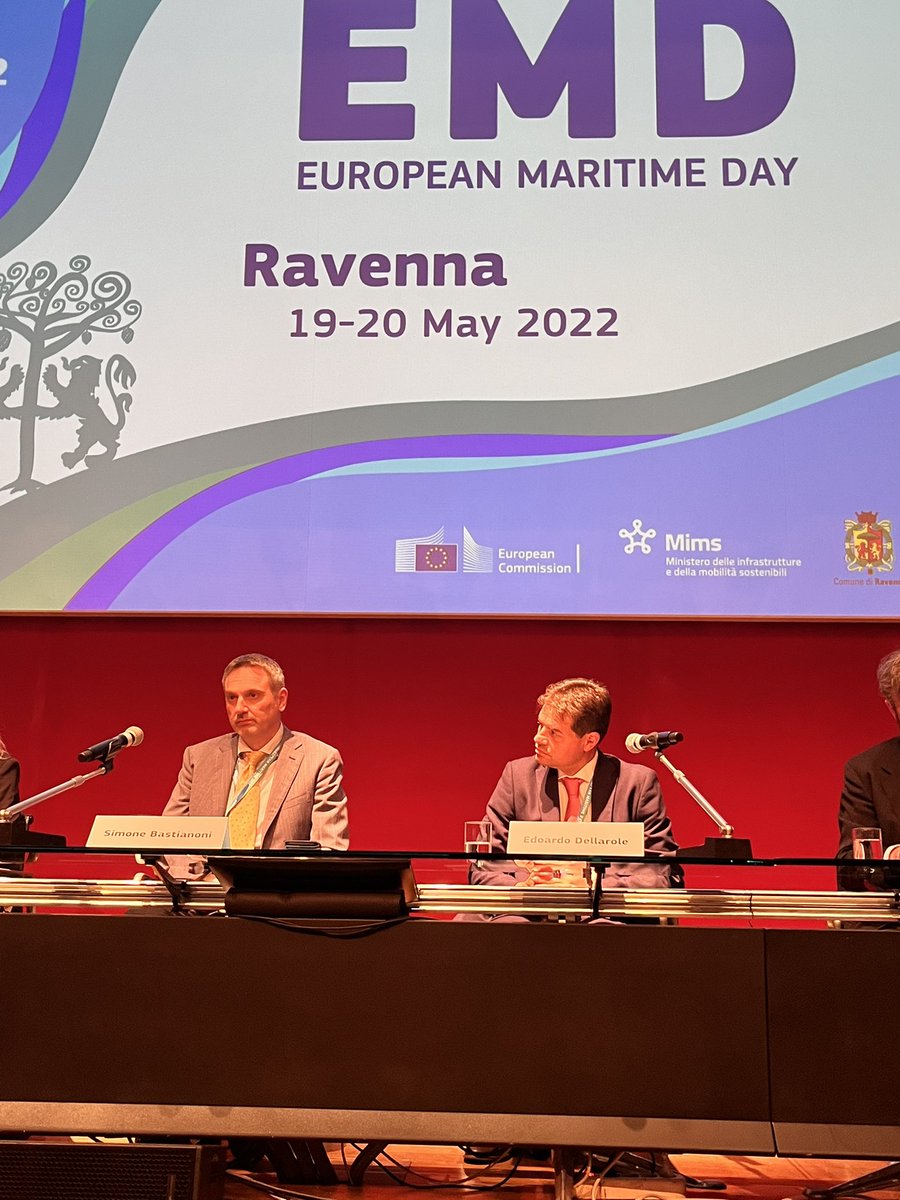 EGSiena's tweet photo. Prof Simone Bastianoni today is participating to the workshop #fitfor55 organized at #EMD2022  @unisiena @bluedeal_med @MEDProgramme https://t.co/nHmodX5BhD