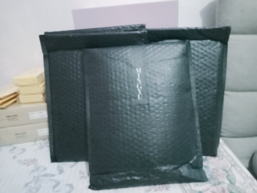 BITSouthPH's tweet photo. #BITSPHUpdates
Your orders are here. Will start packing tomorrow. 💜🫣📦🚚 https://t.co/kjMAeL7Tp9