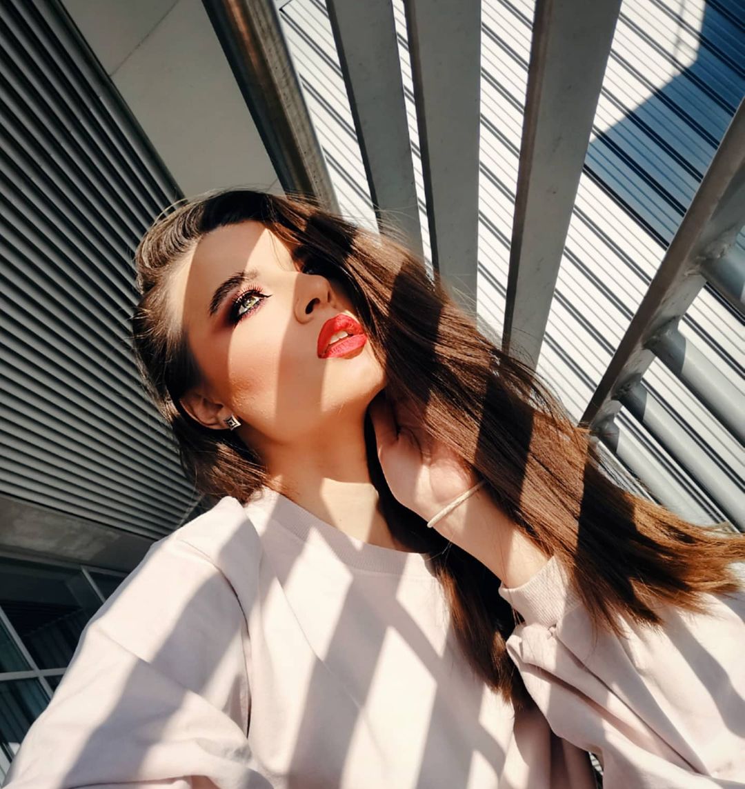 RubyRos33585784's tweet photo. Create your own sunshine.🤩🫠

#fashion #love #makeup #style #beautiful #model #instagood #photooftheday #cute #photography #girl #hair #makeupartist #art #picoftheday #instagram #photo #stylish #fashionblogger #happy #girls #ootd #skincare #follow #mua #nails #pretty #dress https://t.co/GSaiGyGiow