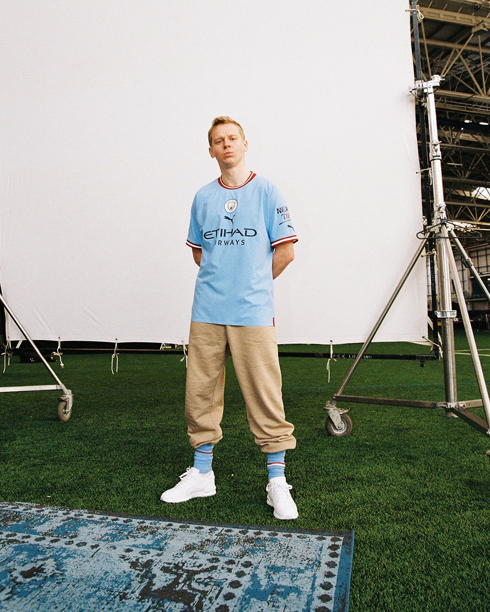 ManCity's tweet photo. Retro City 🔵 https://t.co/1XvhbWteIj