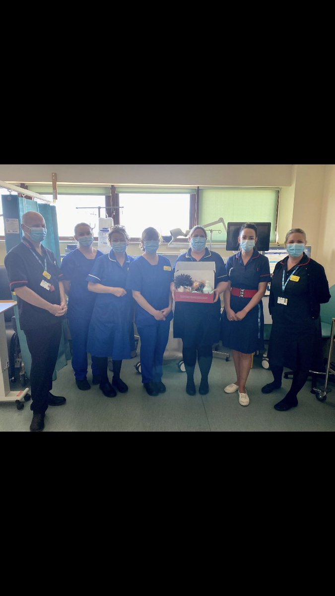 Charlotte King (@c_j_king1) on Twitter photo Celebrating nurses day 2022 with some of the most passionate, dedicated nurses I’ve worked with
#proudtobeteamUHBW Celebrating nurses day 2022 with some of the most passionate, dedicated nurses I’ve worked with
#proudtobeteamUHBW